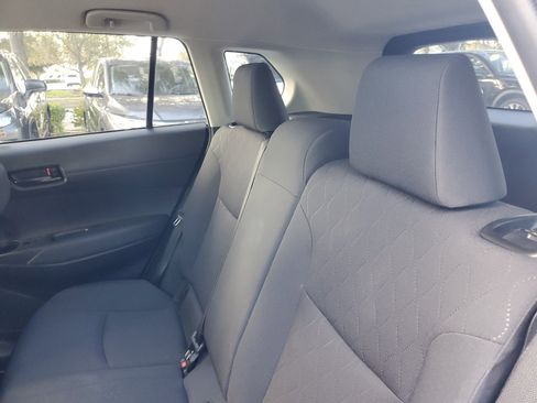 Used 2022 Toyota Corolla Cross LE image 13