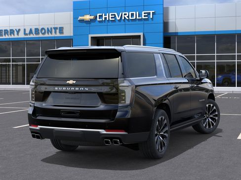 New 2026 Chevrolet Suburban High Country AWD/4WD image 6
