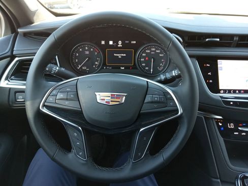 New 2026 Cadillac XT5 Premium Luxury image 13