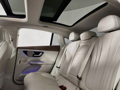 Certified 2023 Mercedes-Benz EQE 500 4MATIC Sedan image 8