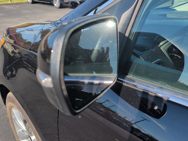 Used 2024 Ford Edge Titanium AWD/4WD image 11