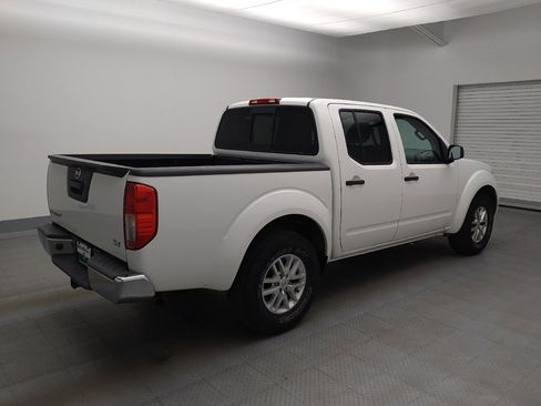 Used 2018 Nissan Frontier SV image 10