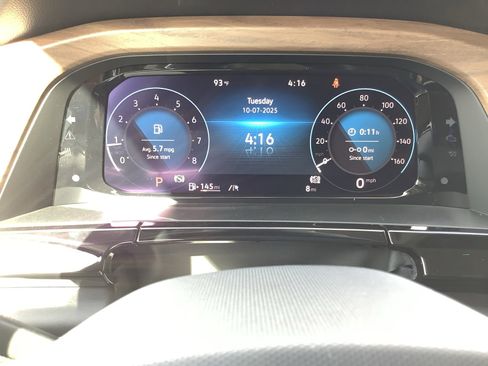 New 2026 Volkswagen Atlas SE FWD image 21