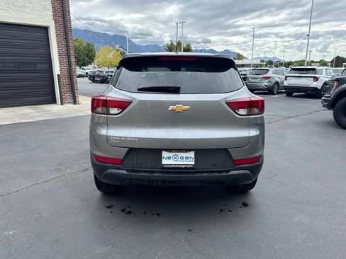 Used 2025 Chevrolet TrailBlazer LS w/ LS Convenience Package AWD/4WD image 7