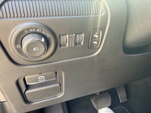 Used 2024 Jeep Wagoneer Series II AWD/4WD image 17