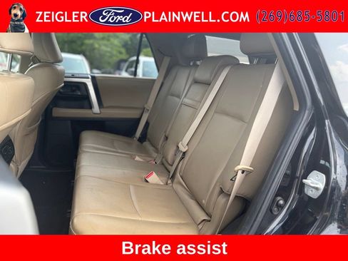 Used 2012 Toyota 4Runner Limited AWD/4WD image 10