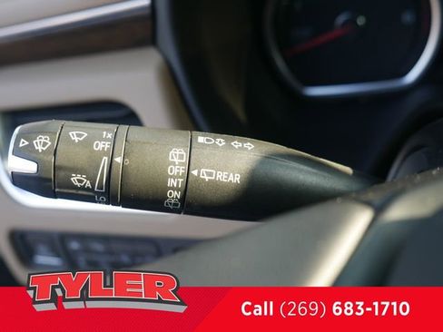 Used 2021 Chevrolet Suburban Premier w/ Premium Package AWD/4WD image 30
