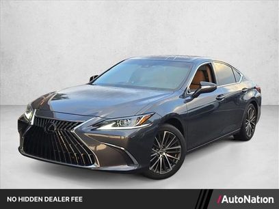 Used 2025 Lexus ES 350 w/ Premium Package