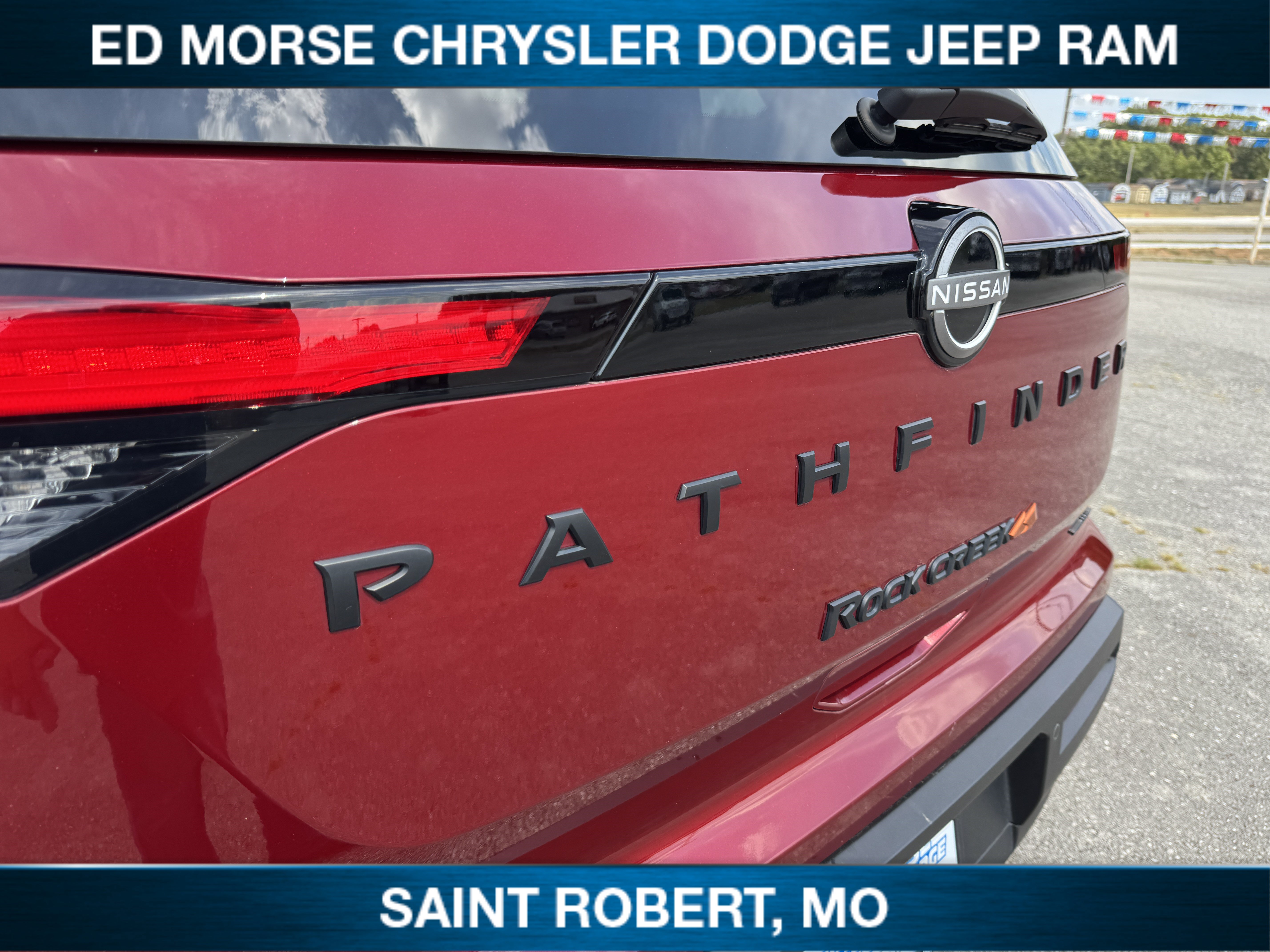 Used 2023 Nissan Pathfinder Rock Creek AWD/4WD image 11