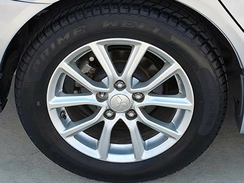 Used 2015 Mitsubishi Lancer ES FWD image 29