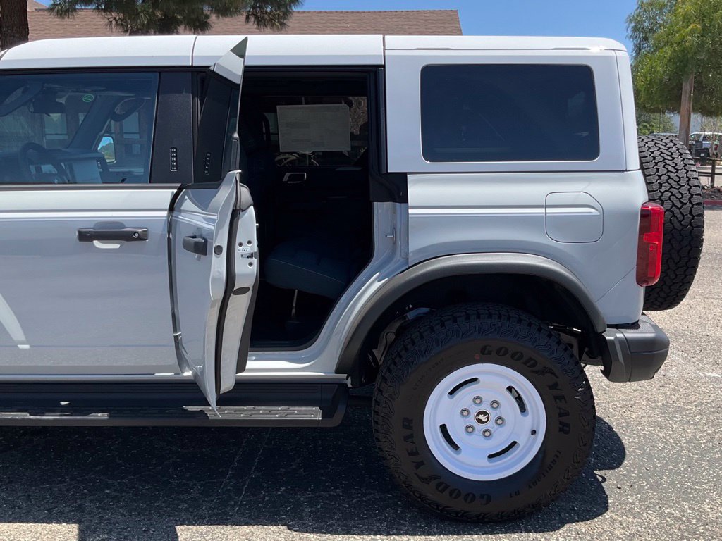 New 2026 Ford Bronco Heritage Edition AWD/4WD image 30