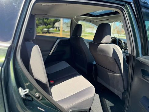 Used 2013 Toyota RAV4 XLE AWD/4WD image 18