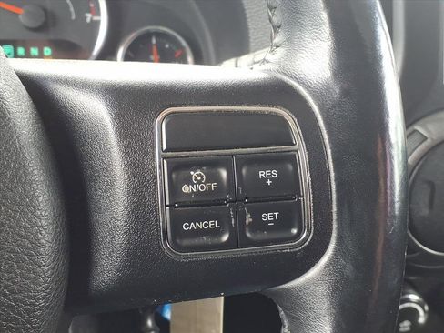 Used 2013 Jeep Wrangler Unlimited Sport w/ Connectivity Group image 22