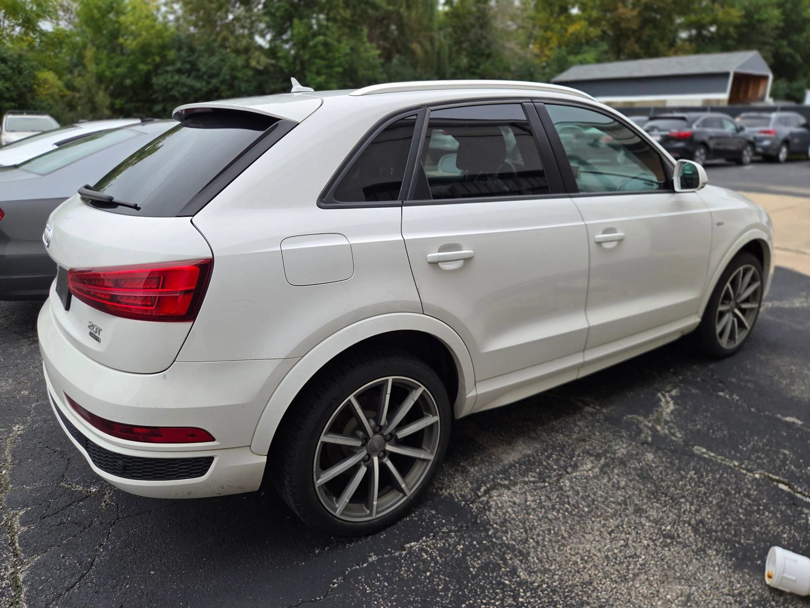 Used 2018 Audi Q3 2.0T Premium AWD/4WD image 3