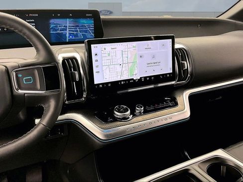 New 2026 Ford Expedition Max Platinum AWD/4WD image 6
