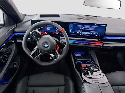 New 2027 BMW M5 Touring AWD/4WD image 24