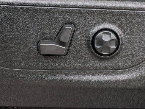 Used 2021 RAM 1500 Big Horn AWD/4WD image 14