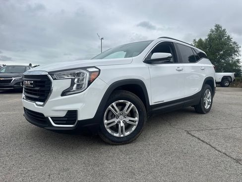 Used 2023 GMC Terrain SLE w/ Driver Convenience Package AWD/4WD image 1