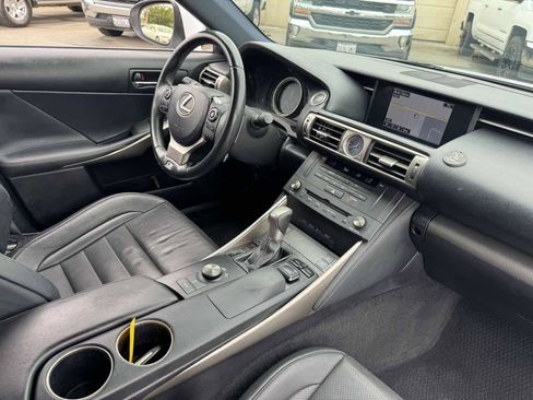 Used 2016 Lexus IS 200t w/ F Sport Package RWD image 15