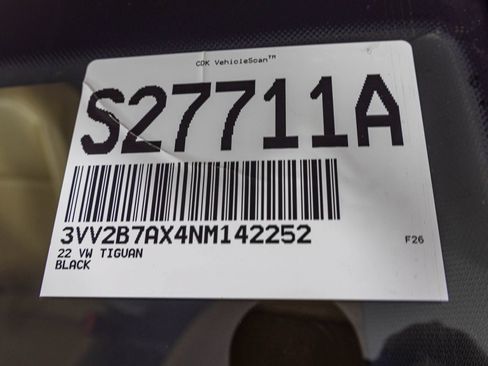 Used 2022 Volkswagen Tiguan SE w/ Panoramic Sunroof Package AWD/4WD image 55
