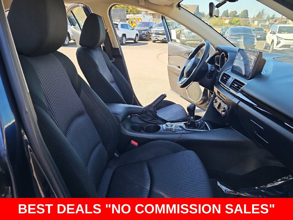 Used 2015 MAZDA MAZDA3 i Touring FWD image 10