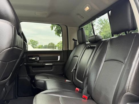 Used 2016 RAM 2500 Laramie w/ Cold Weather Group AWD/4WD image 23