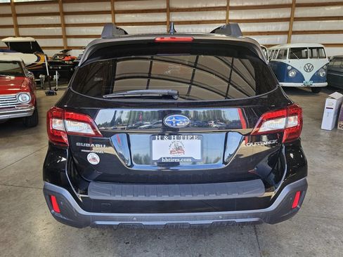 Used 2019 Subaru Outback 2.5i Limited AWD/4WD image 7