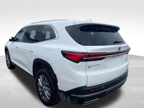 Used 2026 Buick Enclave Preferred w/ Power Package AWD/4WD image 4