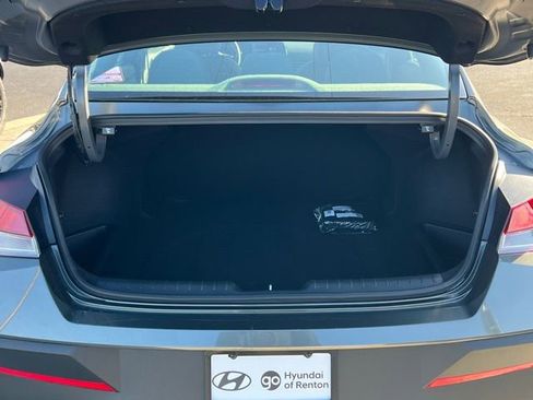 Certified 2025 Hyundai Elantra Sport image 8