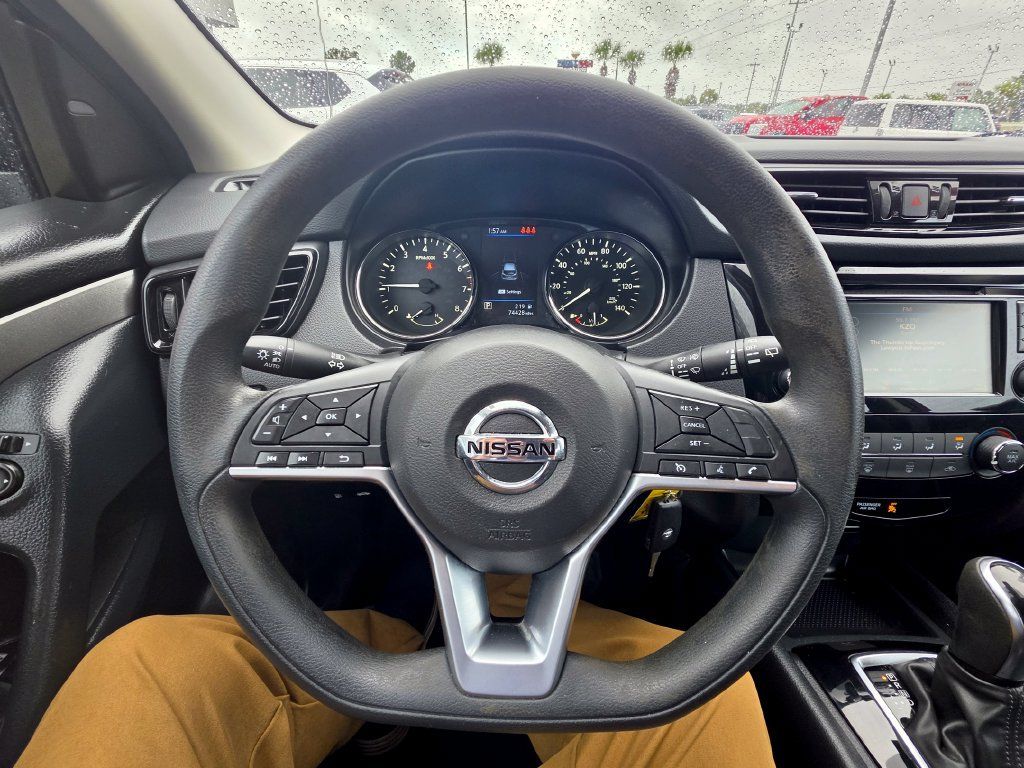 Used 2021 Nissan Rogue Sport S FWD image 17