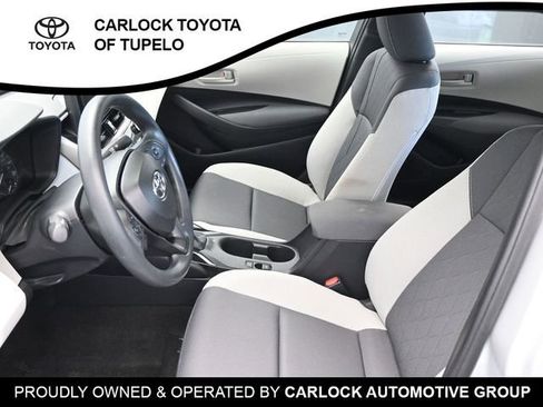 Used 2025 Toyota Corolla LE image 10