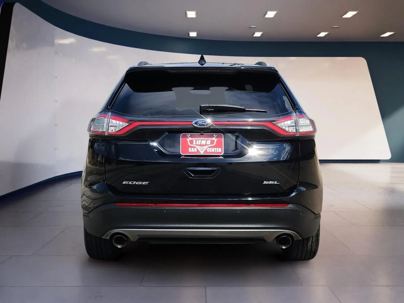 Used 2017 Ford Edge SEL w/ Equipment Group 201A FWD image 4