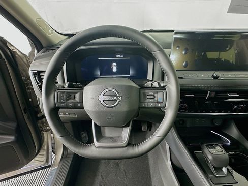 New 2026 Nissan Rogue Platinum w/ Platinum Premium Package image 16