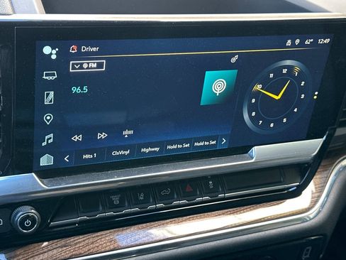 Used 2024 Chevrolet Silverado 2500 LT image 24