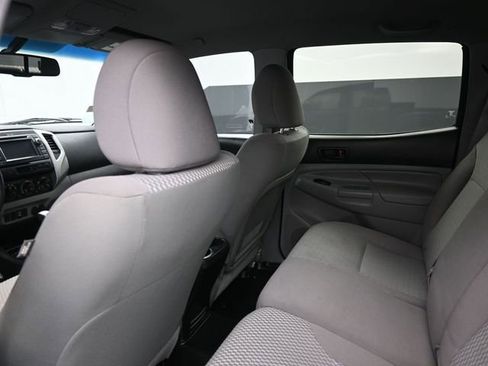 Used 2013 Toyota Tacoma 4x4 Double Cab w/ SR5 Pkg image 2