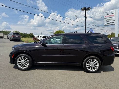 Used 2024 Dodge Durango GT AWD/4WD image 8