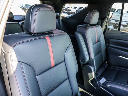 New 2026 Chevrolet Traverse RS w/ LPO, Floor Liner Package FWD image 50