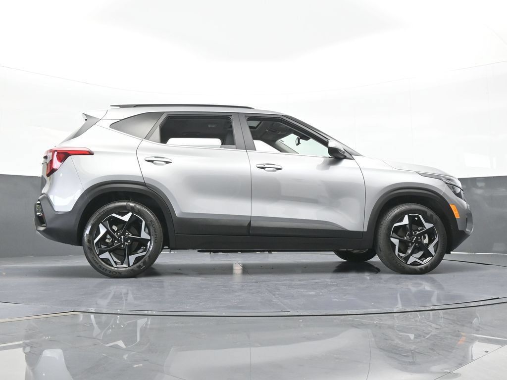 Used 2025 Kia Seltos EX w/ EX Sunroof Package FWD image 58