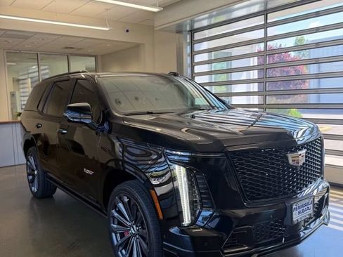 Used 2025 Cadillac Escalade V w/ LPO, Floor Liner Package AWD/4WD image 1