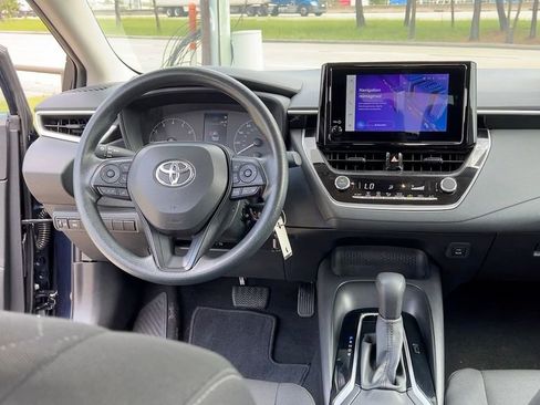 Used 2024 Toyota Corolla LE image 23