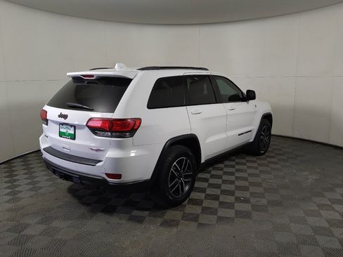 Used 2021 Jeep Grand Cherokee Trailhawk AWD/4WD image 9