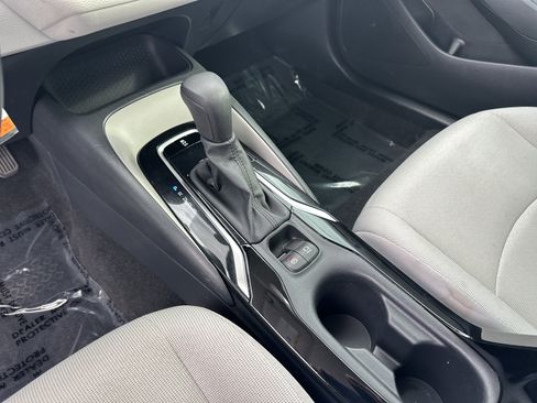 Used 2022 Toyota Corolla LE image 26