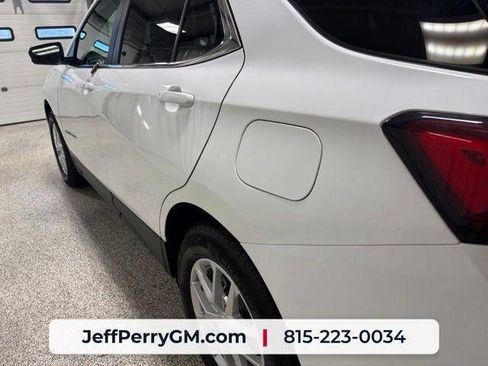 Used 2024 Chevrolet Equinox LT FWD image 10