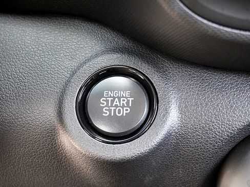 Certified 2026 Hyundai Venue SEL FWD image 29