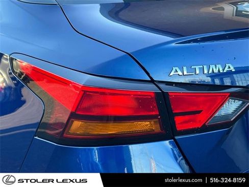 Used 2021 Nissan Altima 2.5 SR image 13