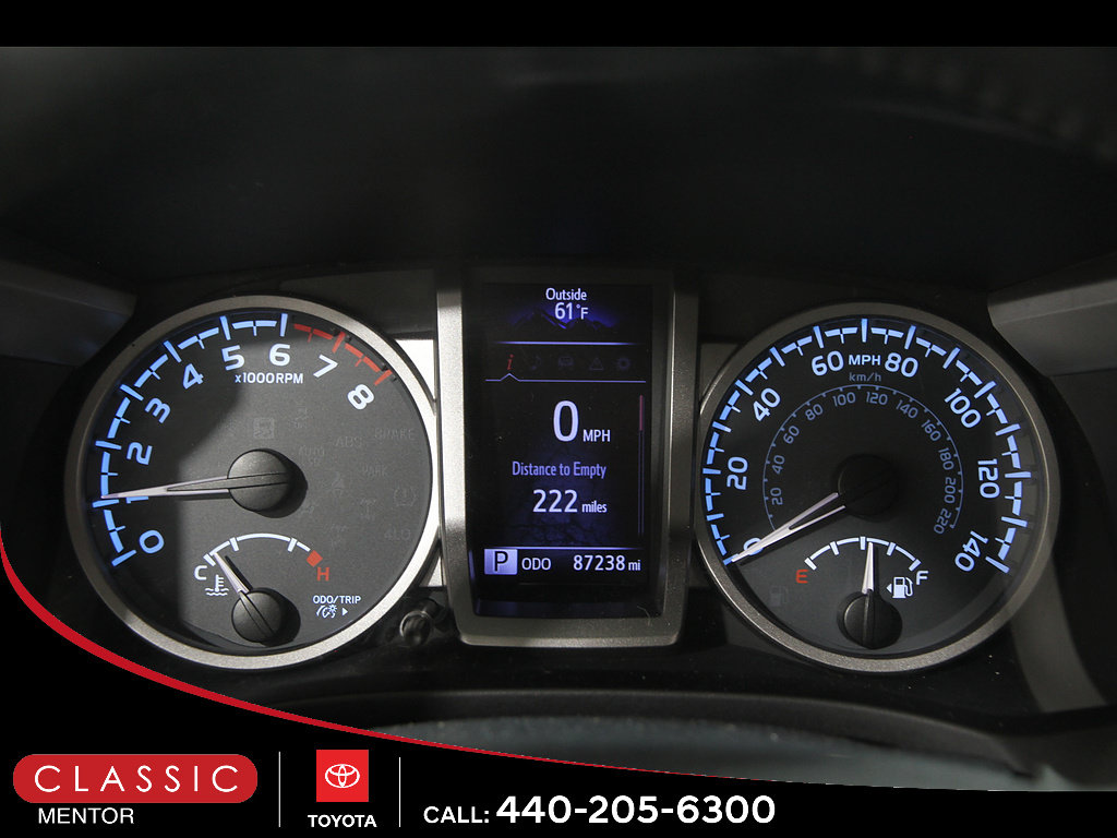 Used 2017 Toyota Tacoma SR5 w/ Tow Package AWD/4WD image 8