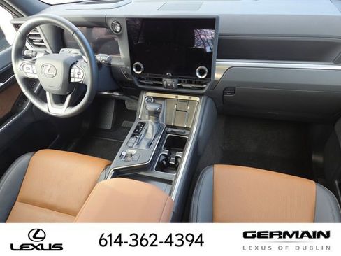 Certified 2025 Lexus GX 550 w/ Accessory Package (2T) image 38