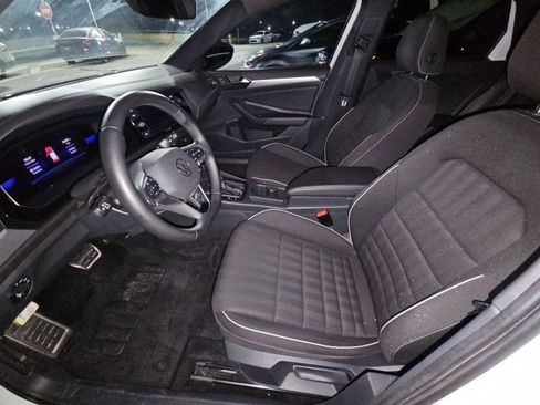 Used 2023 Volkswagen Jetta Sport image 23
