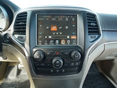 Used 2015 Jeep Grand Cherokee Overland w/ Trailer Tow Group IV image 30