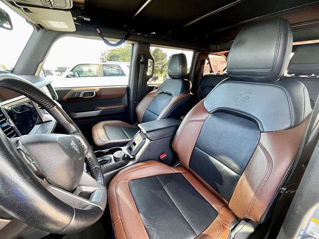 Used 2022 Ford Bronco Outer Banks AWD/4WD image 11